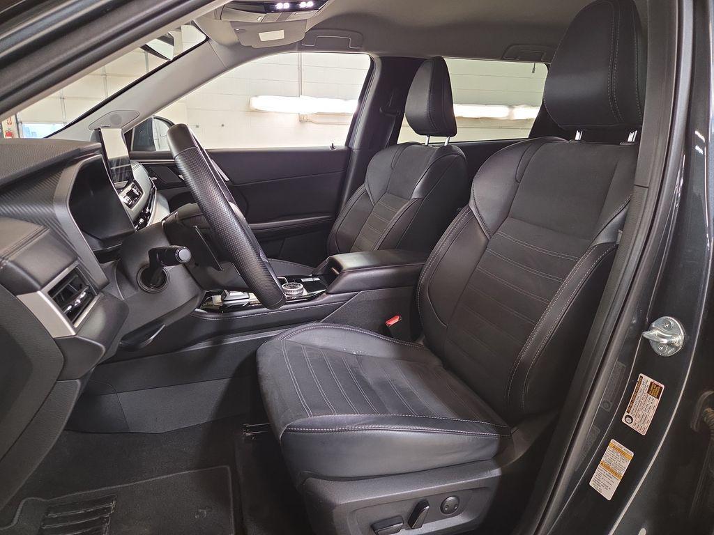 used 2025 Mitsubishi Outlander car, priced at $27,230