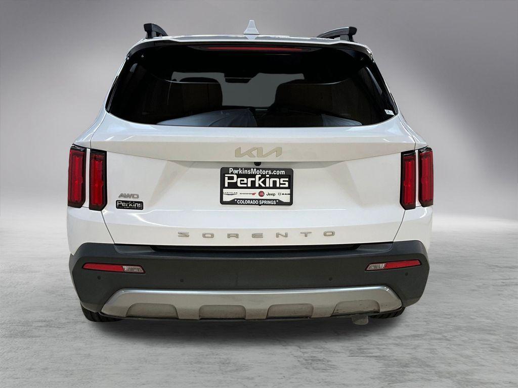 used 2022 Kia Sorento car, priced at $24,995