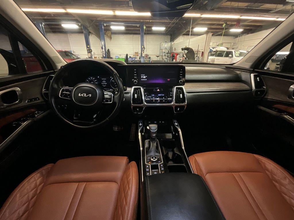 used 2022 Kia Sorento car, priced at $24,995