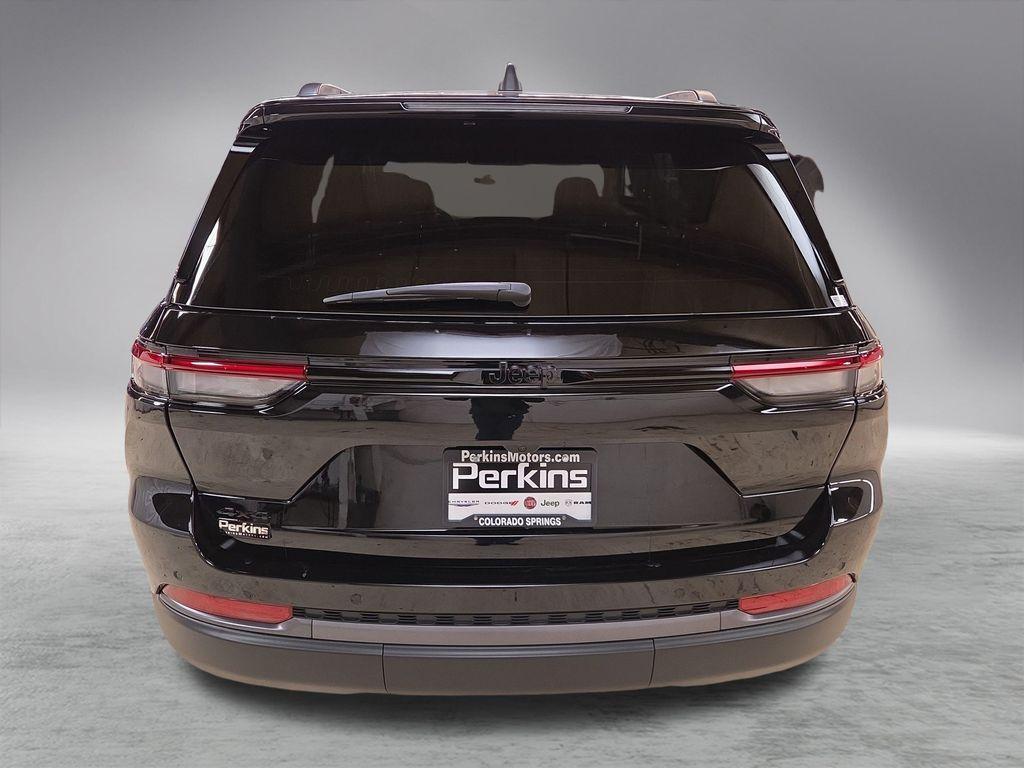 new 2026 Jeep Grand Cherokee car, priced at $49,376