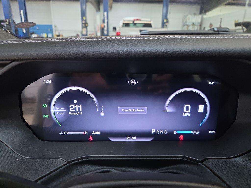 new 2026 Jeep Cherokee car, priced at $44,022