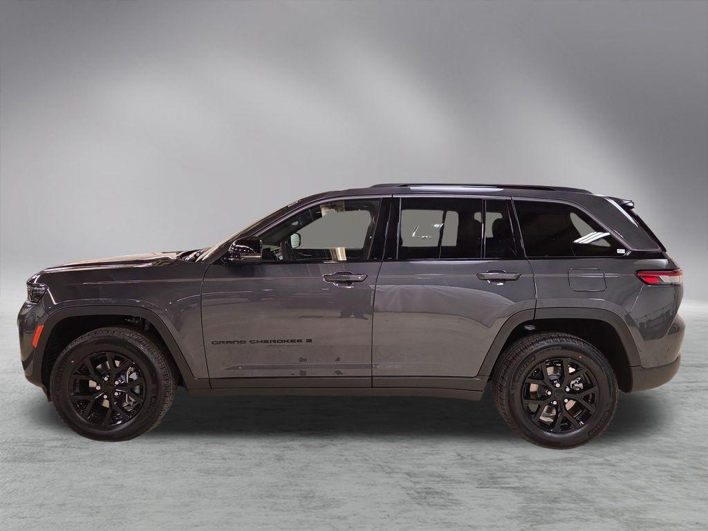 new 2026 Jeep Grand Cherokee car, priced at $50,344