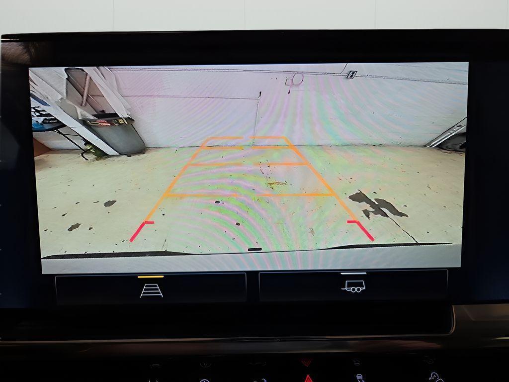 used 2025 Chevrolet Silverado 1500 car, priced at $35,035