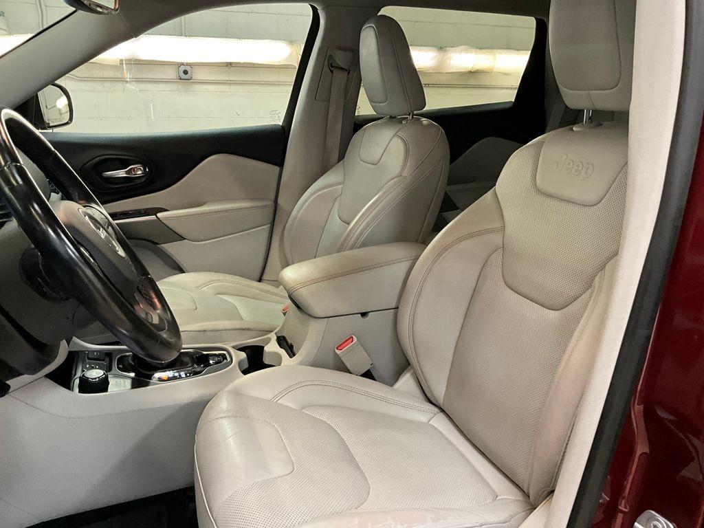 used 2020 Jeep Cherokee car, priced at $11,953