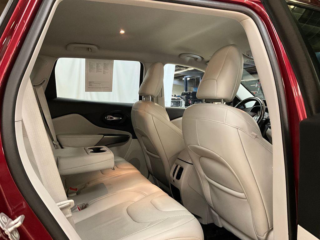 used 2020 Jeep Cherokee car, priced at $11,953