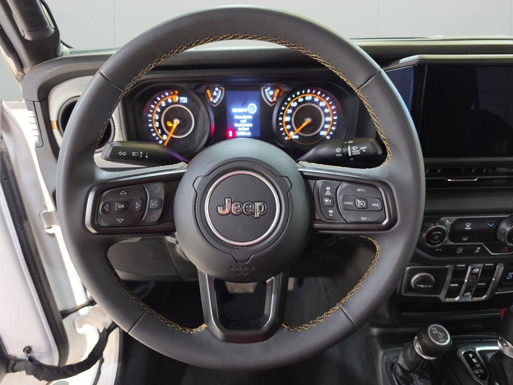used 2025 Jeep Gladiator car, priced at $36,316