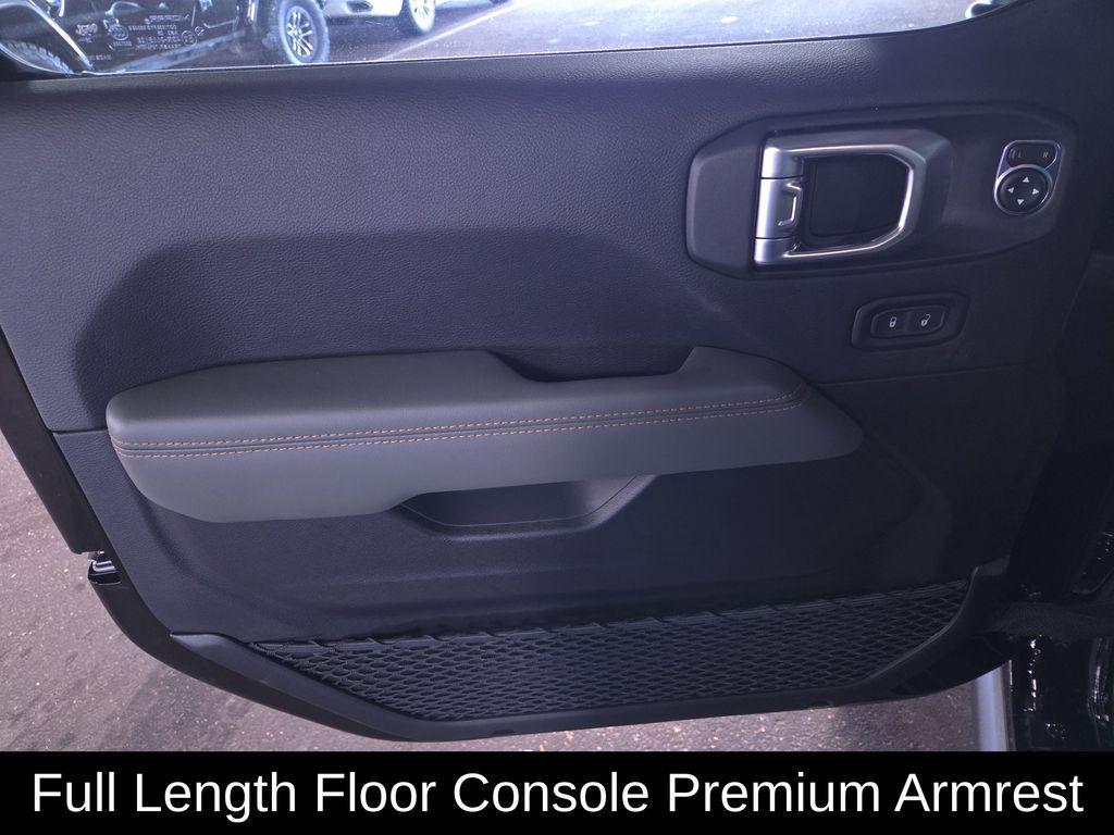 new 2026 Jeep Gladiator car, priced at $56,047