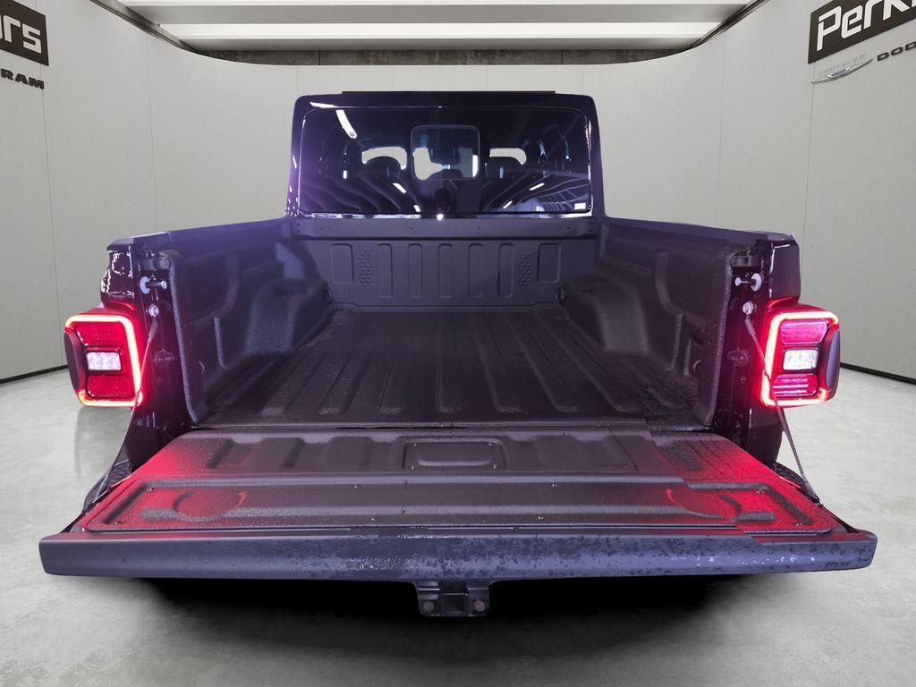 new 2026 Jeep Gladiator car, priced at $52,719