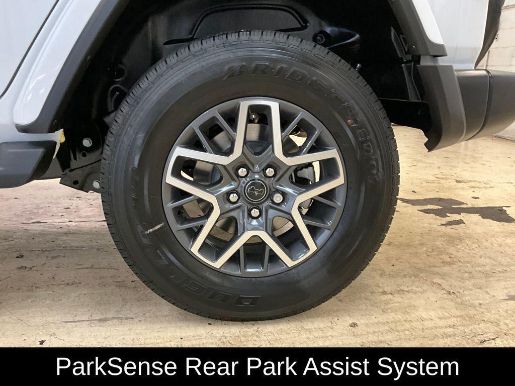 new 2025 Jeep Wrangler car, priced at $47,352