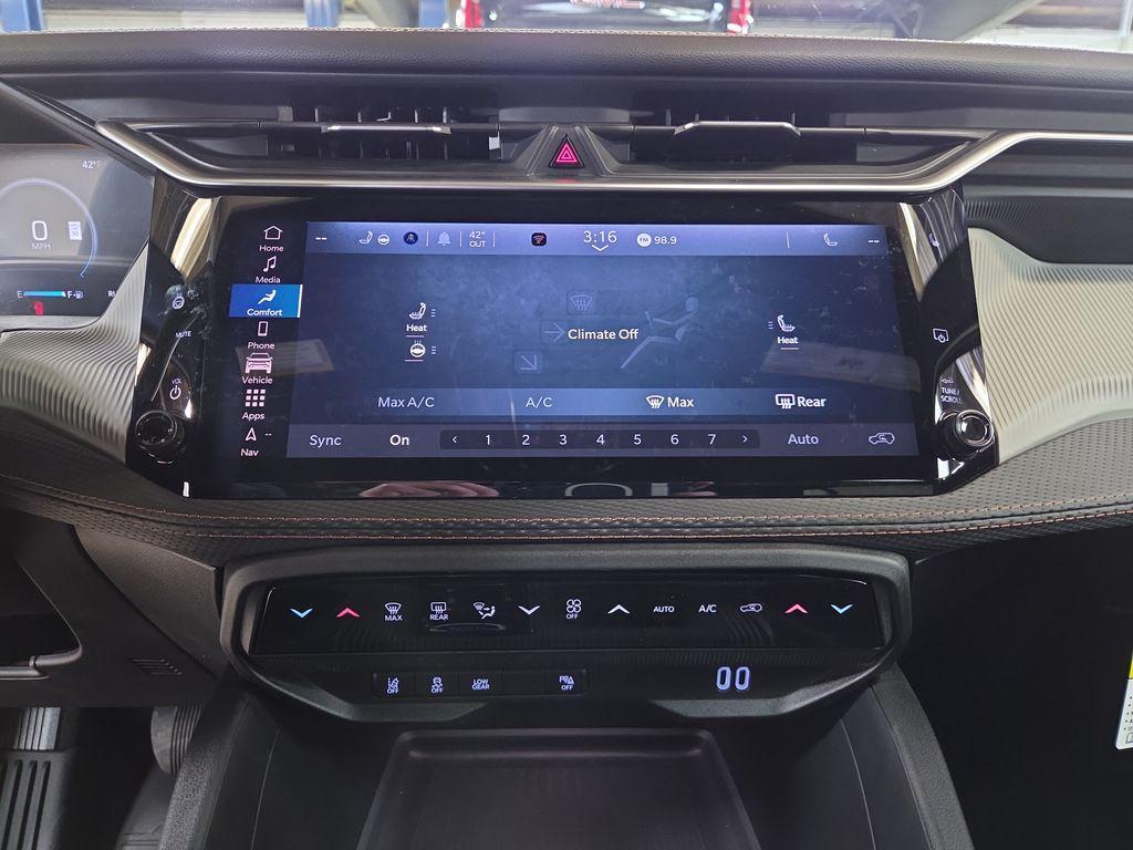 new 2026 Jeep Cherokee car, priced at $43,021