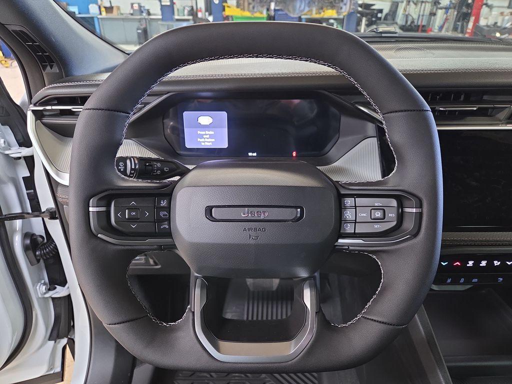 new 2026 Jeep Cherokee car, priced at $43,021