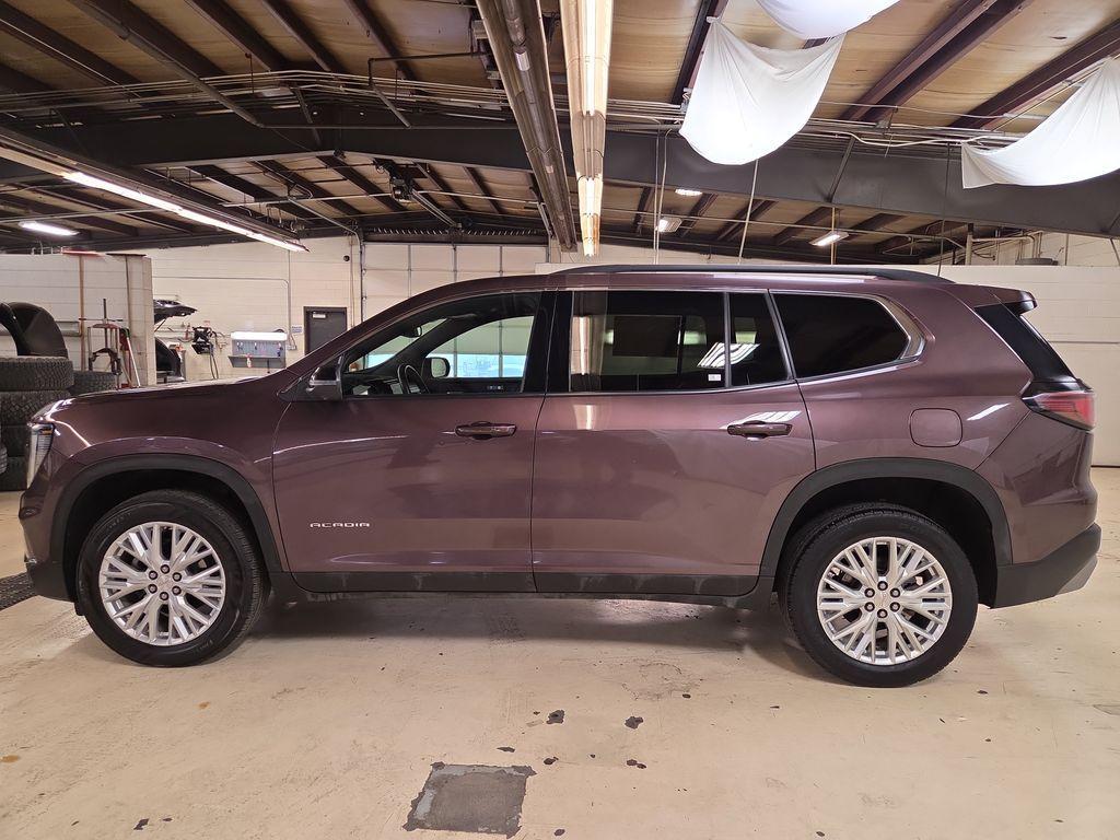 used 2024 GMC Acadia car, priced at $38,679