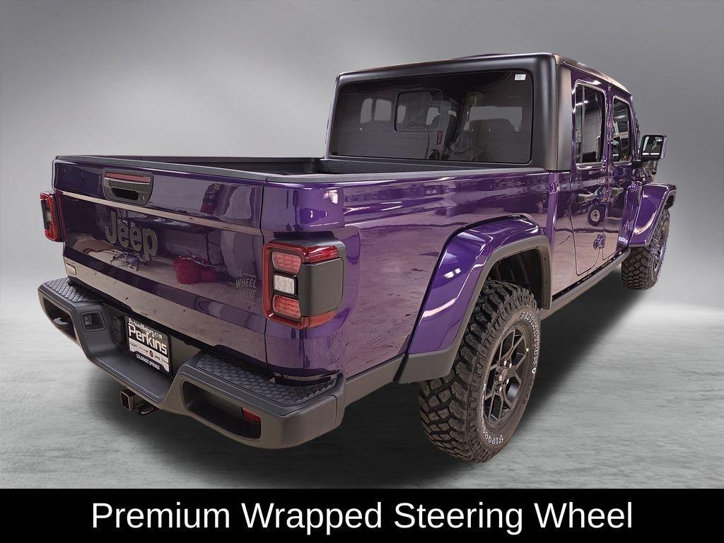 new 2026 Jeep Gladiator car, priced at $52,989