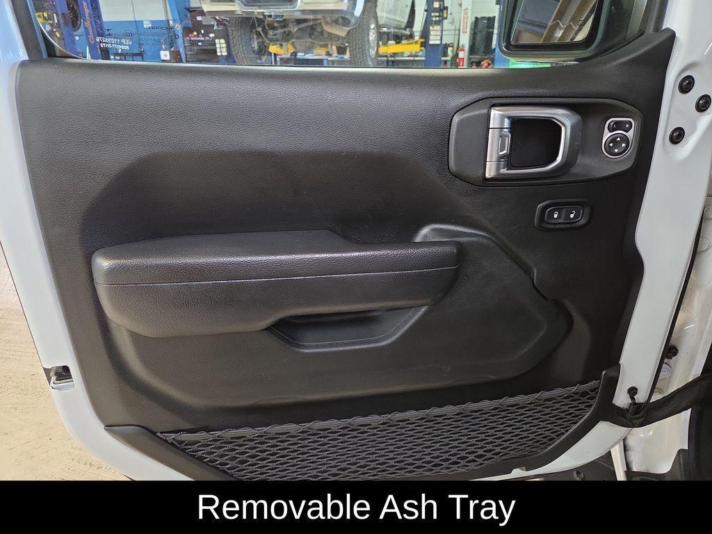 used 2023 Jeep Gladiator car