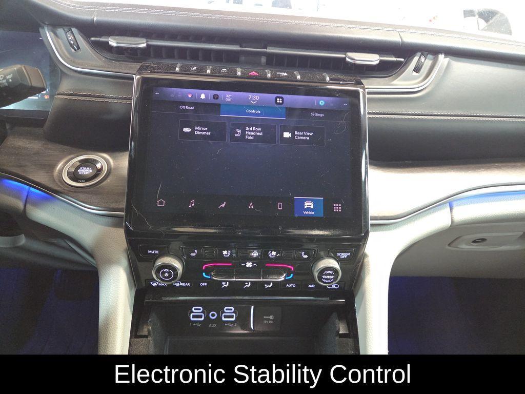 used 2022 Jeep Grand Cherokee L car, priced at $38,066