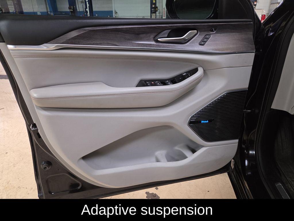 used 2022 Jeep Grand Cherokee L car, priced at $38,066