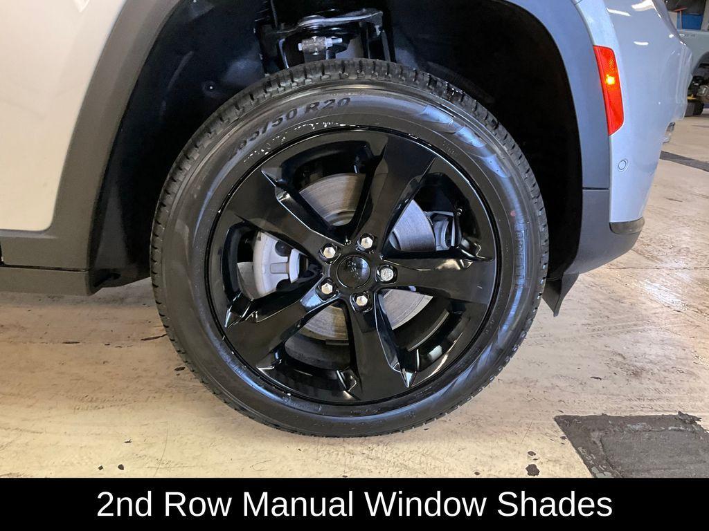 new 2025 Jeep Grand Cherokee L car, priced at $48,784