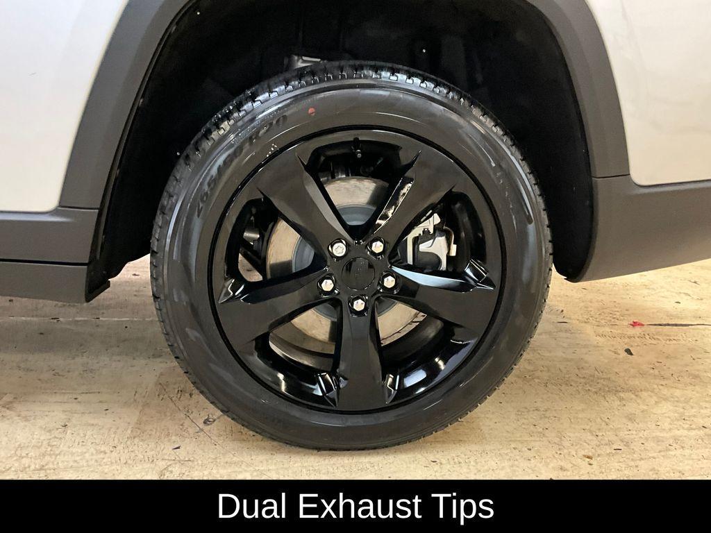 new 2025 Jeep Grand Cherokee L car, priced at $48,784