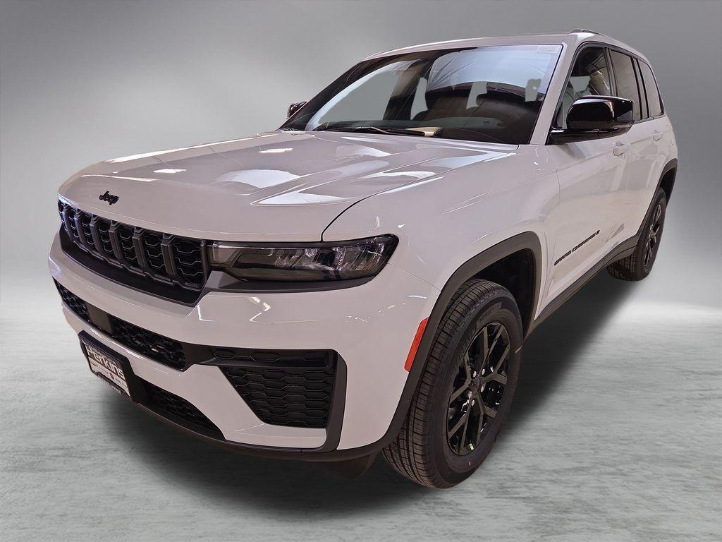 new 2026 Jeep Grand Cherokee car, priced at $48,840