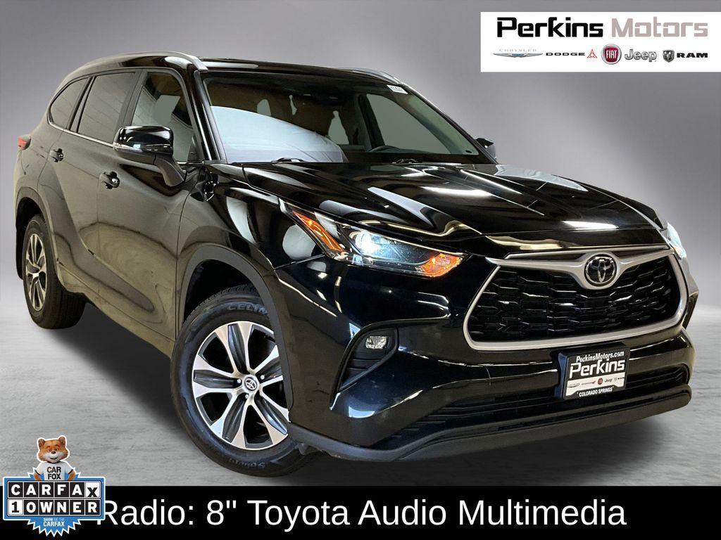 used 2024 Toyota Highlander car, priced at $34,342