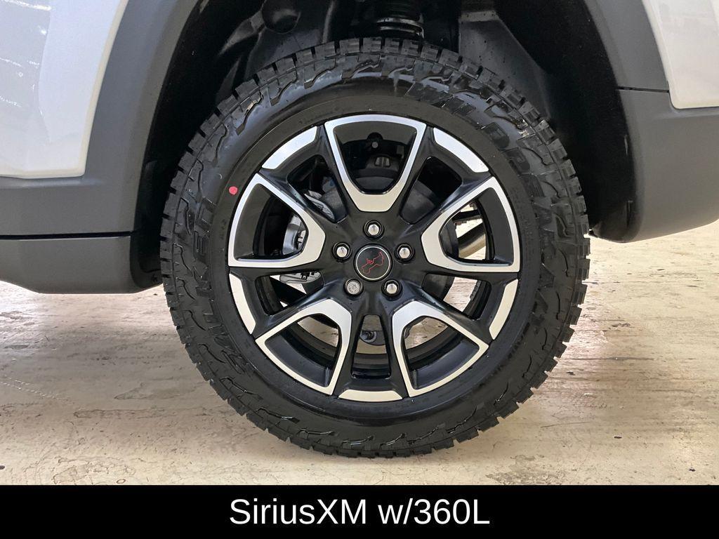 new 2025 Jeep Compass car, priced at $33,560