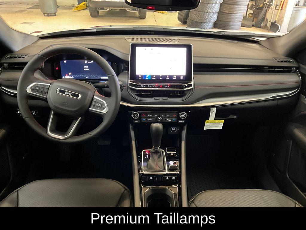 new 2025 Jeep Compass car, priced at $33,560
