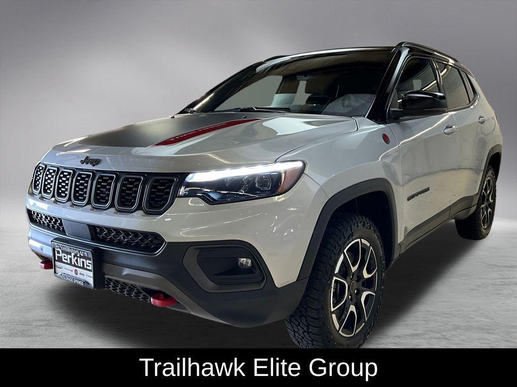 new 2025 Jeep Compass car, priced at $33,560