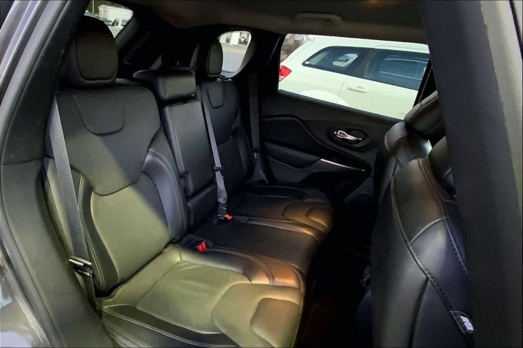 used 2020 Jeep Cherokee car, priced at $18,515