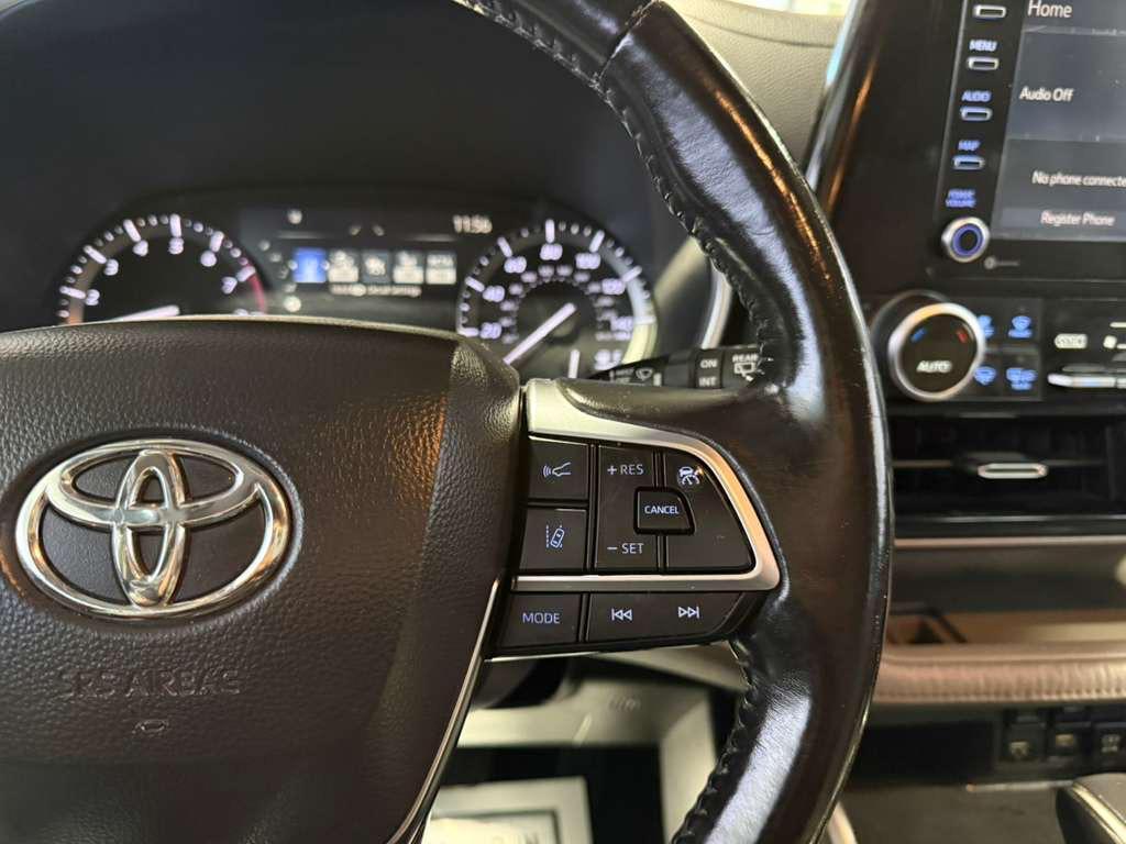 used 2021 Toyota Highlander car, priced at $24,995
