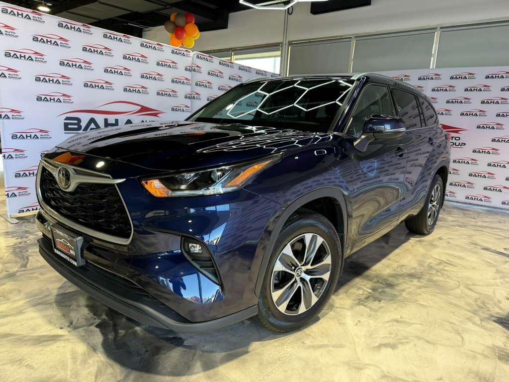 used 2021 Toyota Highlander car, priced at $24,995