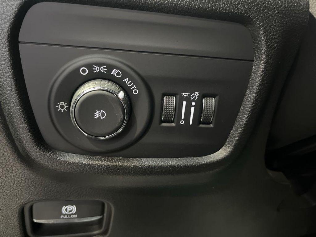 used 2022 Jeep Grand Cherokee L car, priced at $30,995