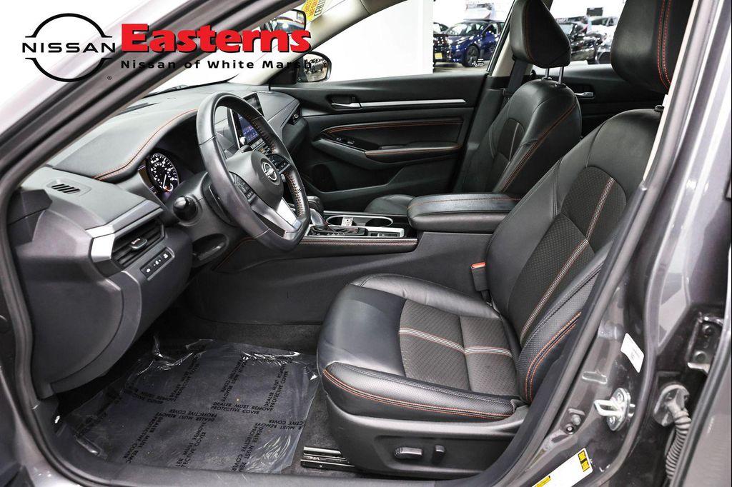 used 2023 Nissan Altima car
