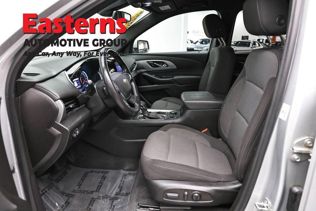 used 2022 Chevrolet Traverse car, priced at $24,950