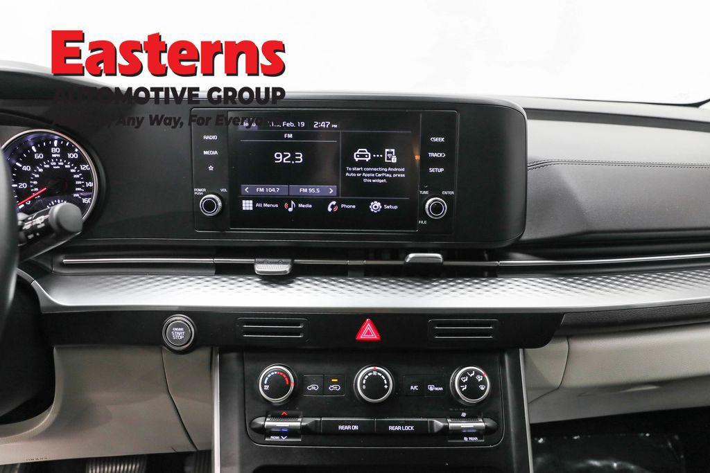 used 2024 Kia Carnival car, priced at $28,950