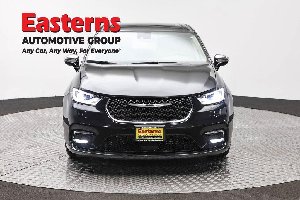 used 2023 Chrysler Pacifica Hybrid car, priced at $27,950