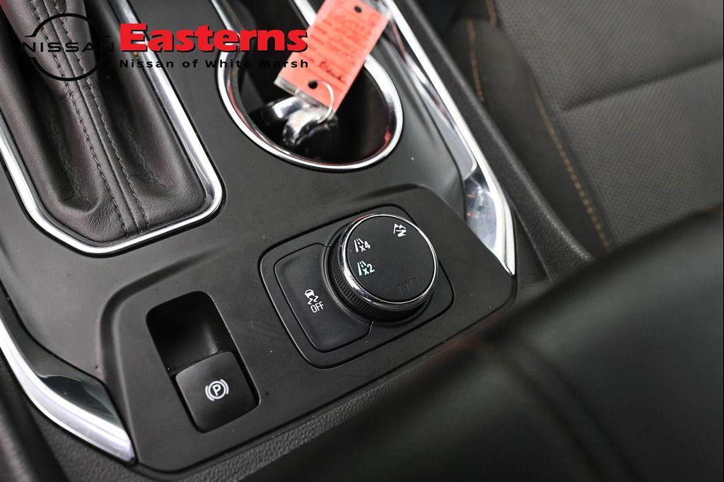 used 2020 Chevrolet Traverse car, priced at $21,289