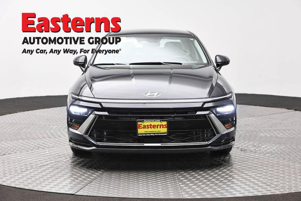 used 2025 Hyundai Sonata car, priced at $23,174