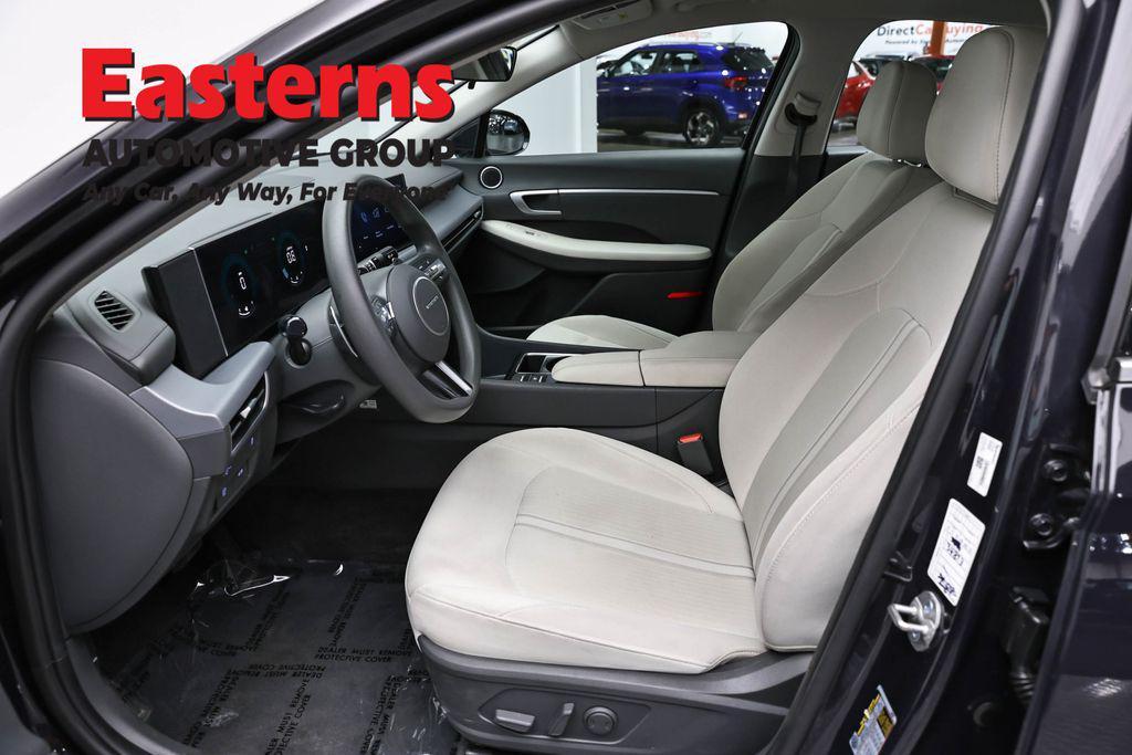 used 2025 Hyundai Sonata car, priced at $23,174