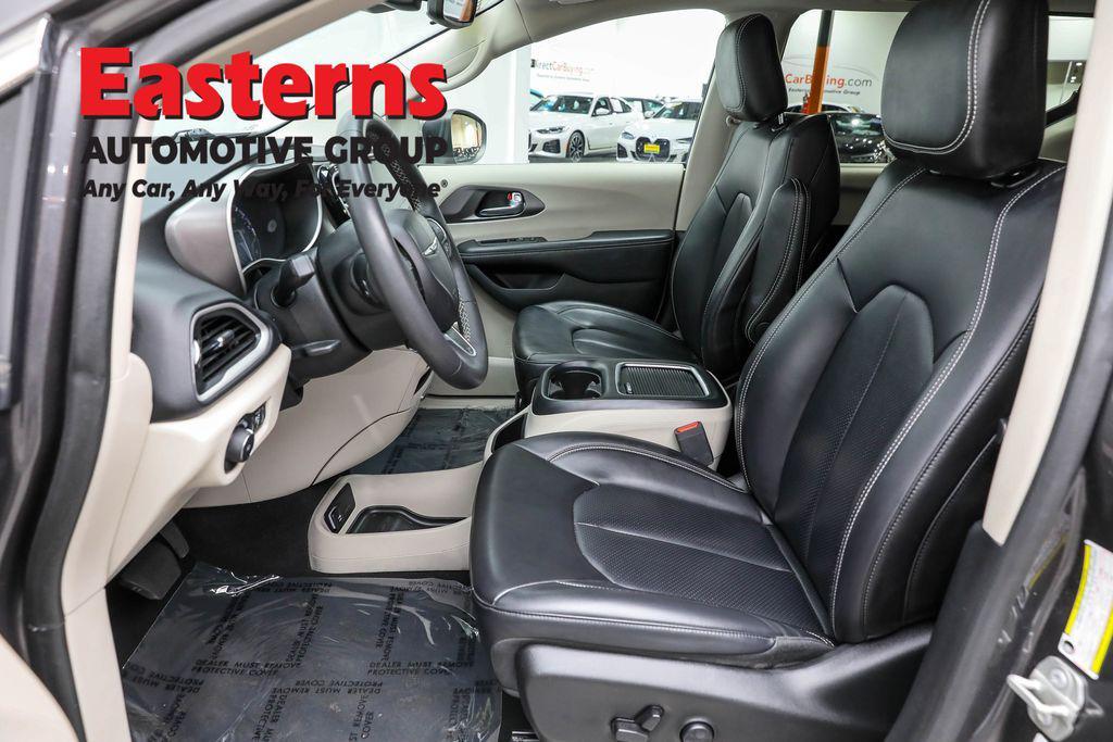 used 2023 Chrysler Pacifica car, priced at $22,490