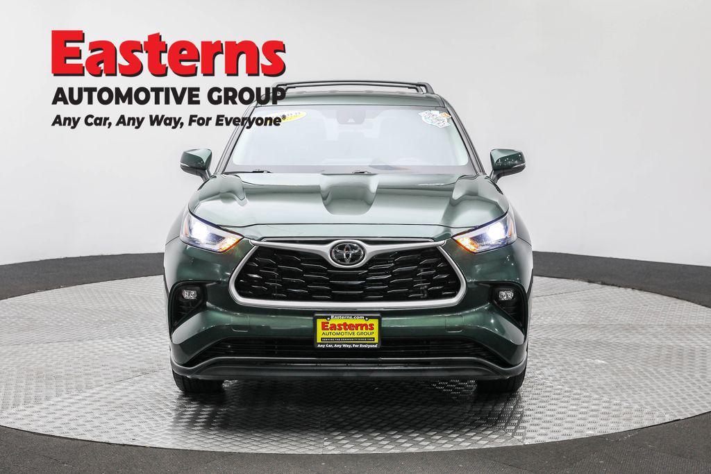 used 2023 Toyota Highlander car, priced at $29,750