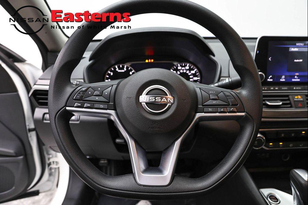 used 2025 Nissan Altima car