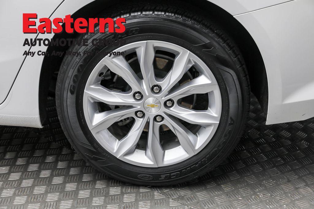 used 2024 Chevrolet Malibu car, priced at $18,950