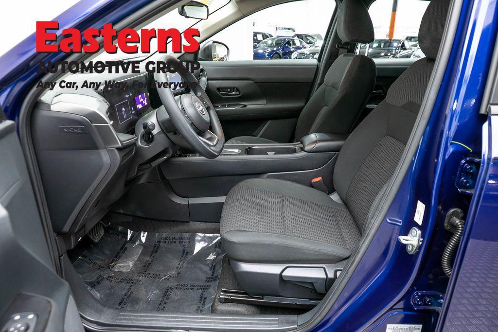used 2025 Nissan Kicks car, priced at $24,089