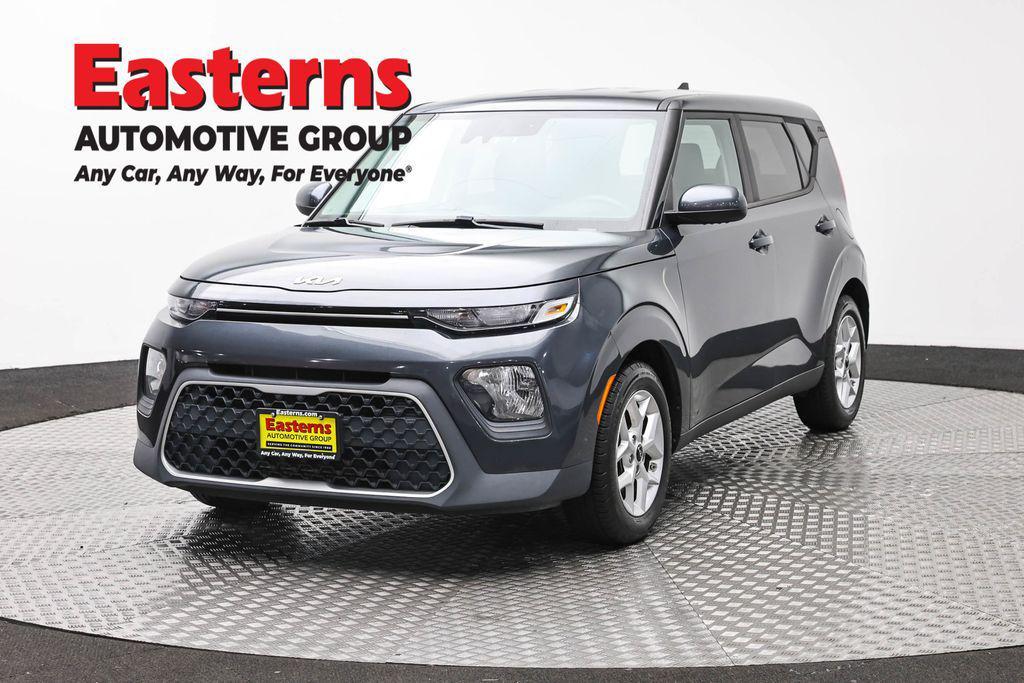 used 2022 Kia Soul car, priced at $16,289