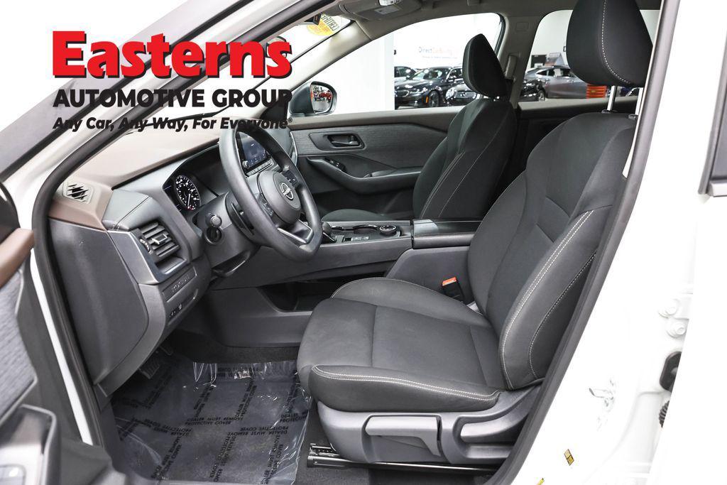 used 2023 Nissan Rogue car, priced at $22,289
