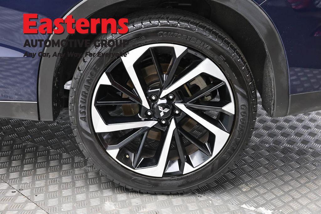 used 2024 Mitsubishi Outlander car, priced at $21,750