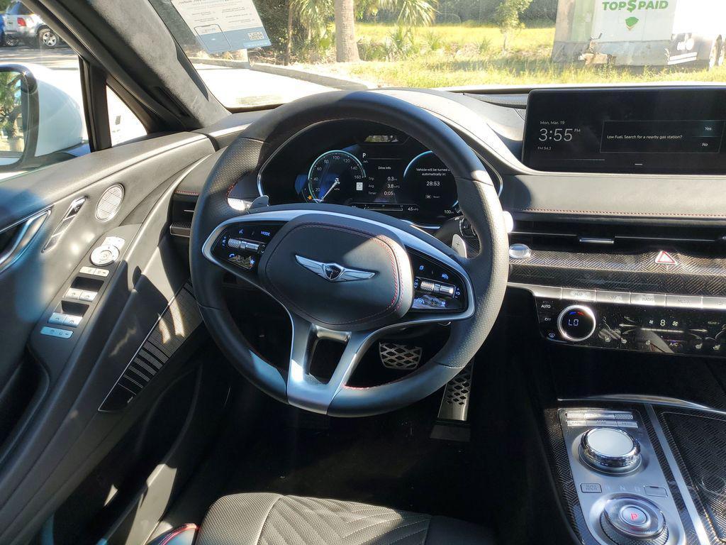 new 2024 Genesis G80 car, priced at $59,991