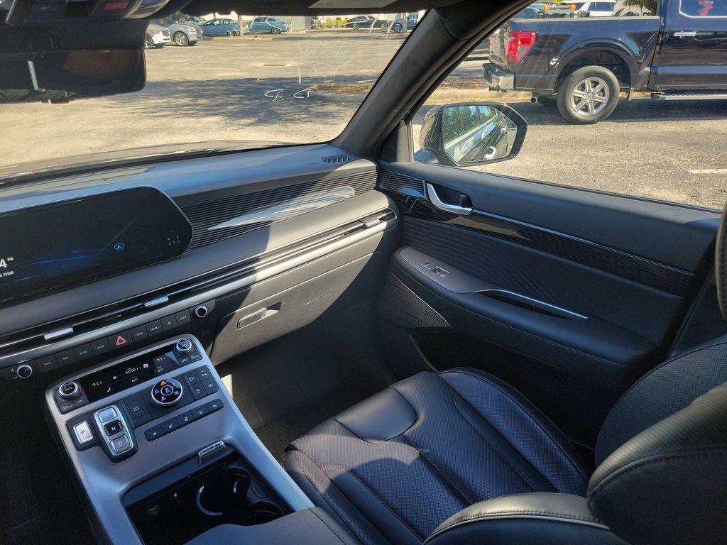 used 2023 Hyundai Palisade car, priced at $32,107