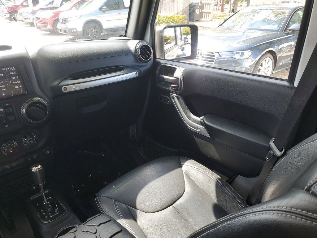 used 2015 Jeep Wrangler Unlimited car, priced at $16,997