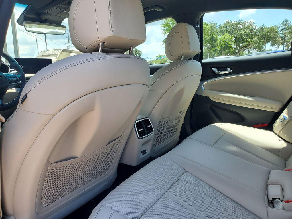 new 2026 Genesis G70 car, priced at $45,390